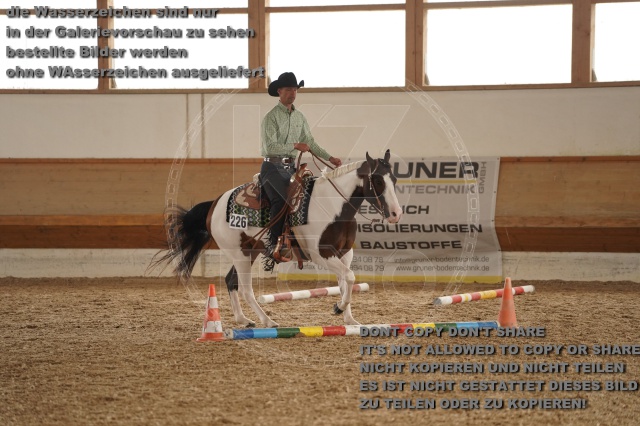 s_A_901712.JPG